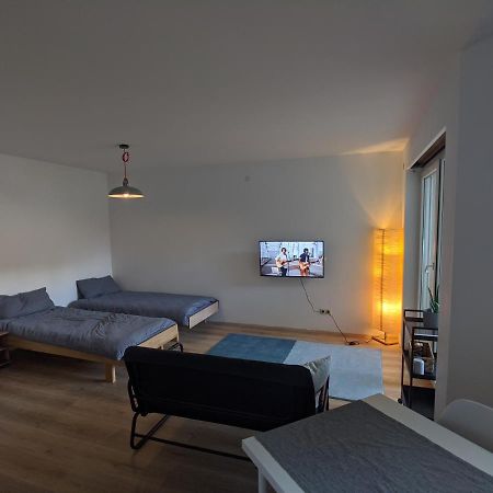 Ideales Messe Appartment 15Min Fahrtweg Кирххайм-унтер-Тек Экстерьер фото
