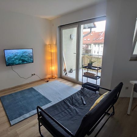 Ideales Messe Appartment 15Min Fahrtweg Кирххайм-унтер-Тек Экстерьер фото
