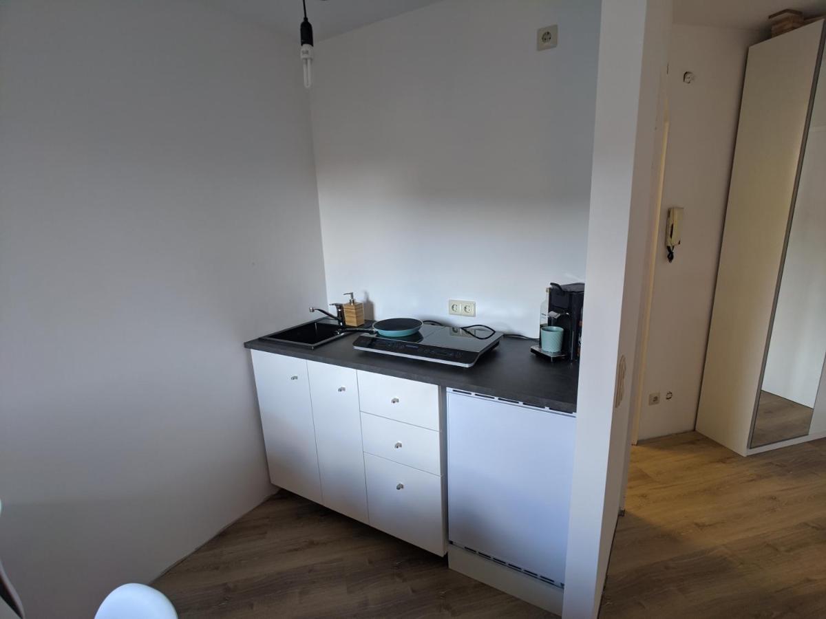 Ideales Messe Appartment 15Min Fahrtweg Кирххайм-унтер-Тек Экстерьер фото