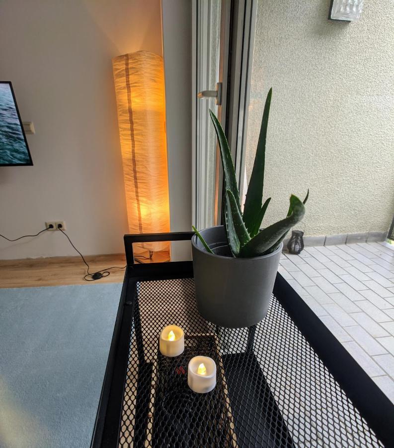Ideales Messe Appartment 15Min Fahrtweg Кирххайм-унтер-Тек Экстерьер фото